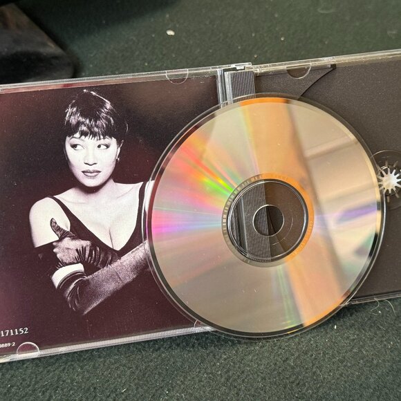 LISA FISCHER "SO INTENSE" COMPACT DISC * GREAT CONDITION * SLIGHTLY USED - Picture 3 of 5